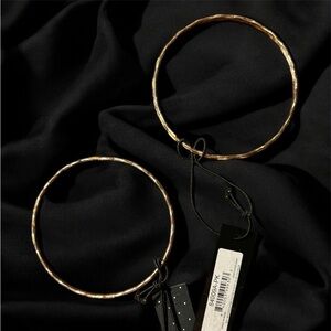 Gold Hoop bracelet